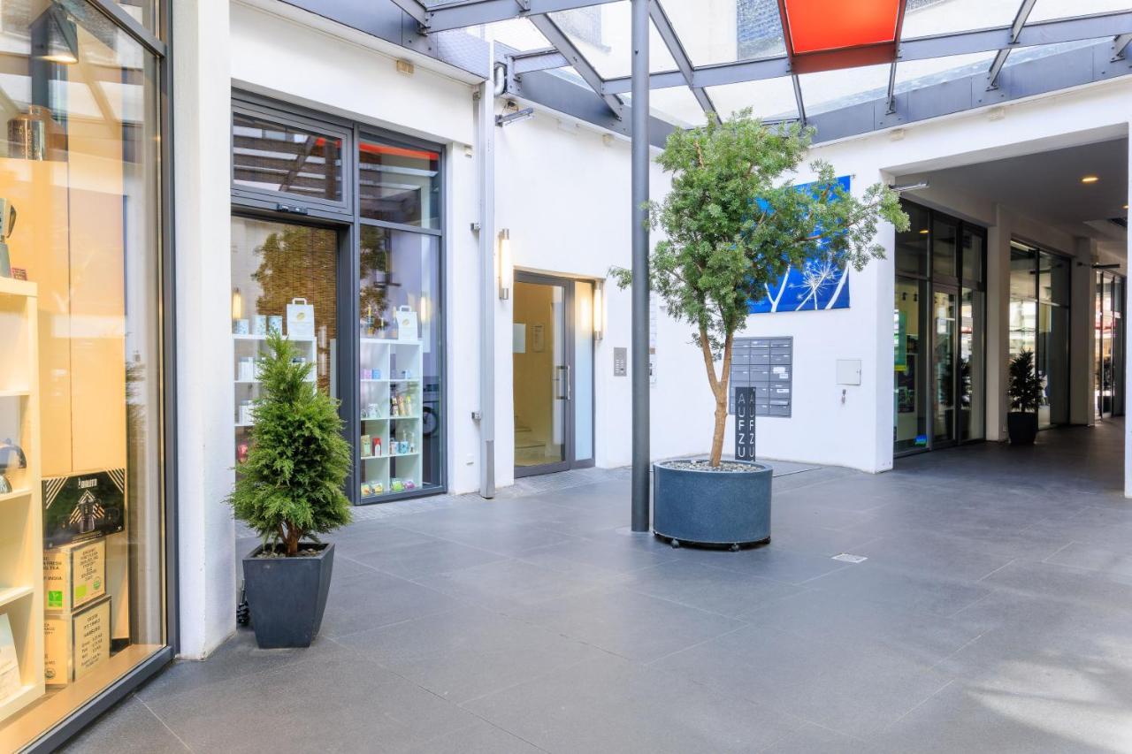 Global Living - Design Apartment I Rathausplatz I Beamer I Ac I Kitchen I Augsburg Kültér fotó